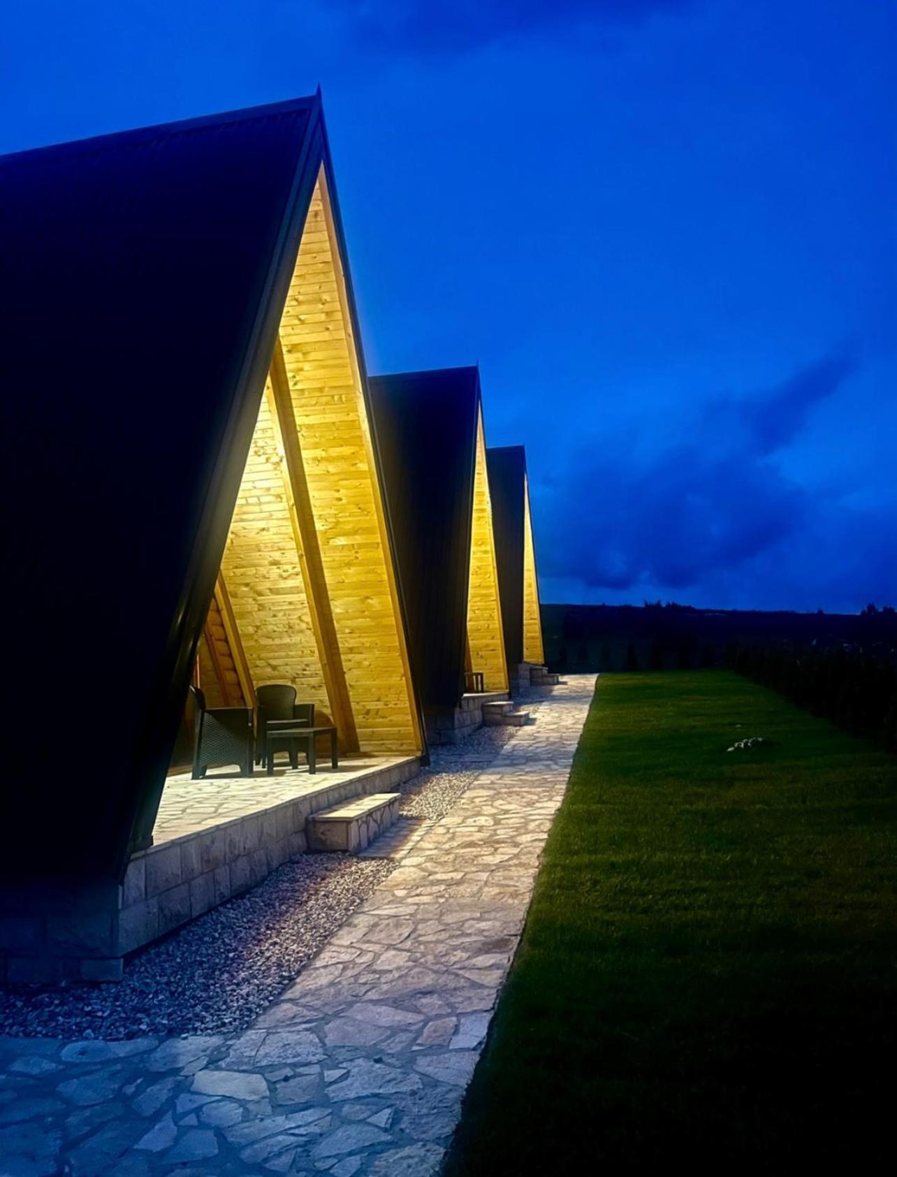 A Frame Houses Ans Zabljak Luaran gambar