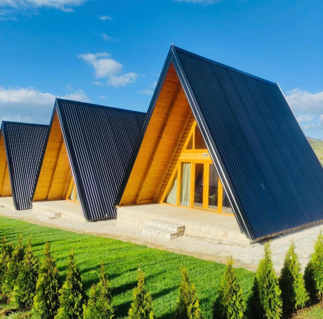 A Frame Houses Ans Zabljak Luaran gambar