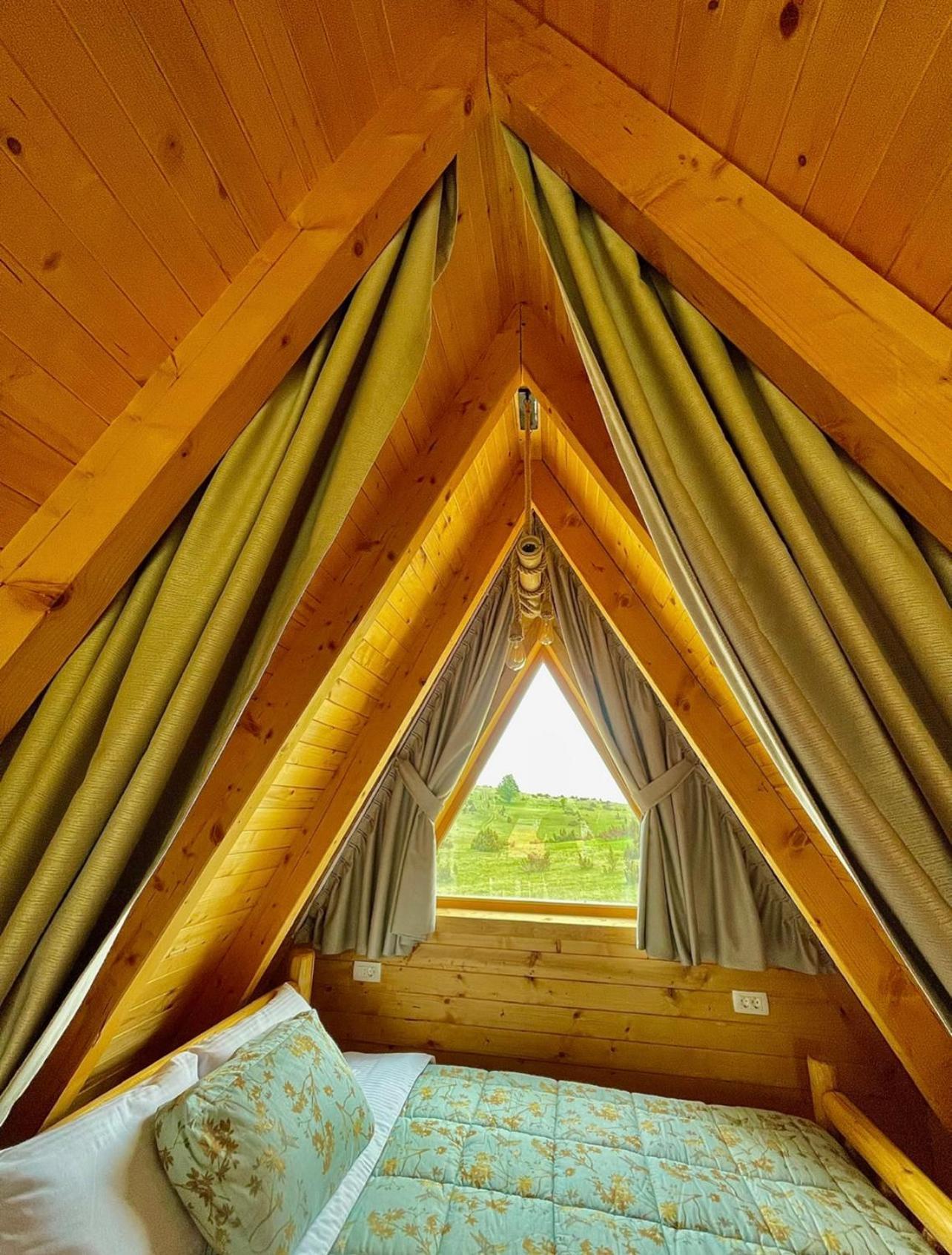 A Frame Houses Ans Zabljak Luaran gambar
