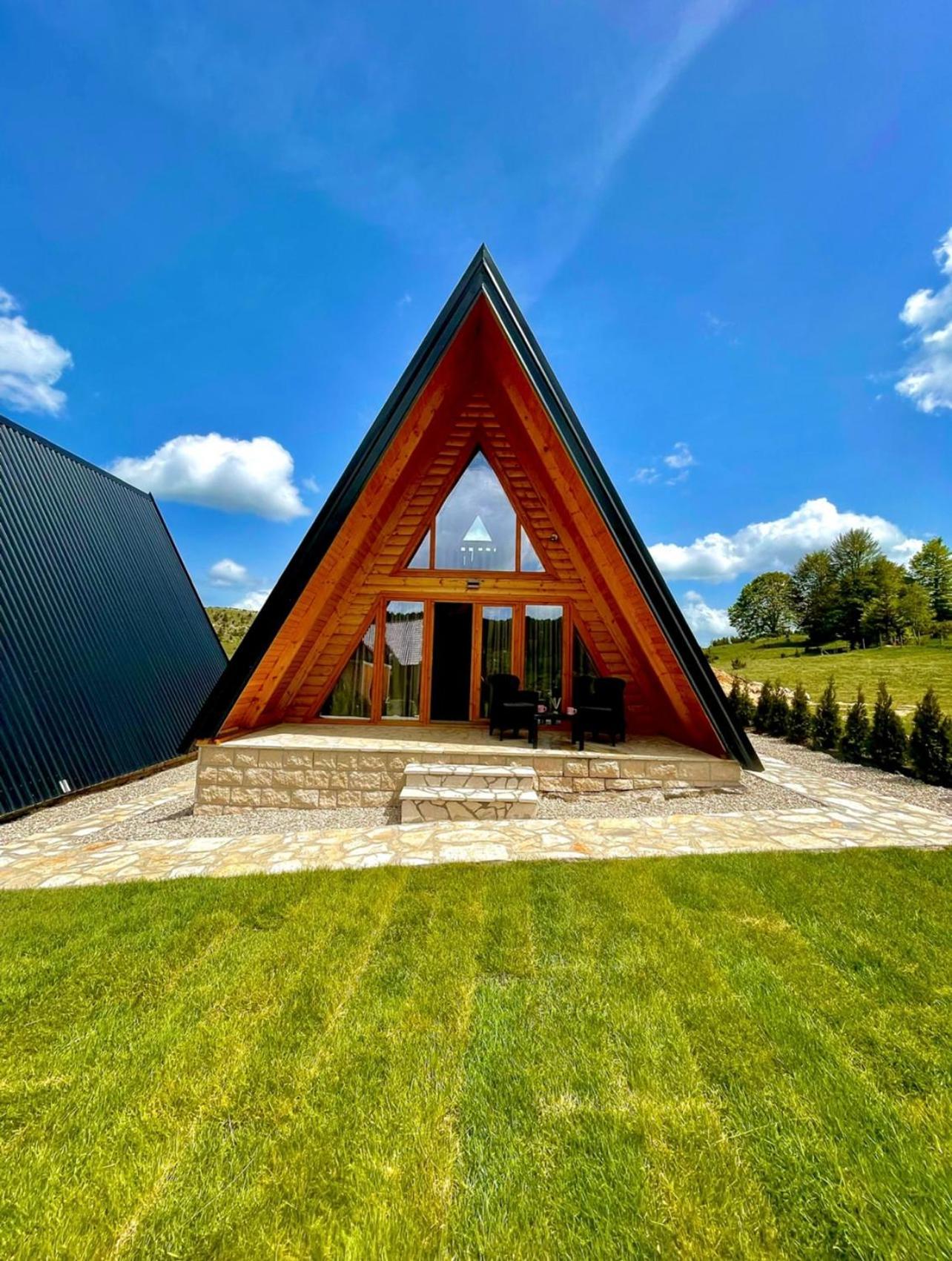 A Frame Houses Ans Zabljak Luaran gambar