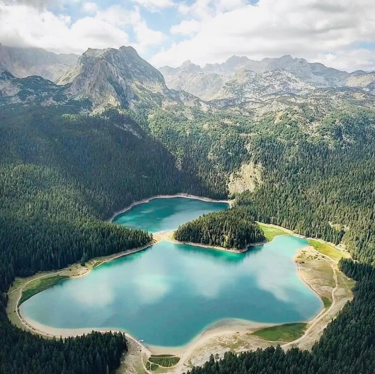 A Frame Houses Ans Zabljak Luaran gambar